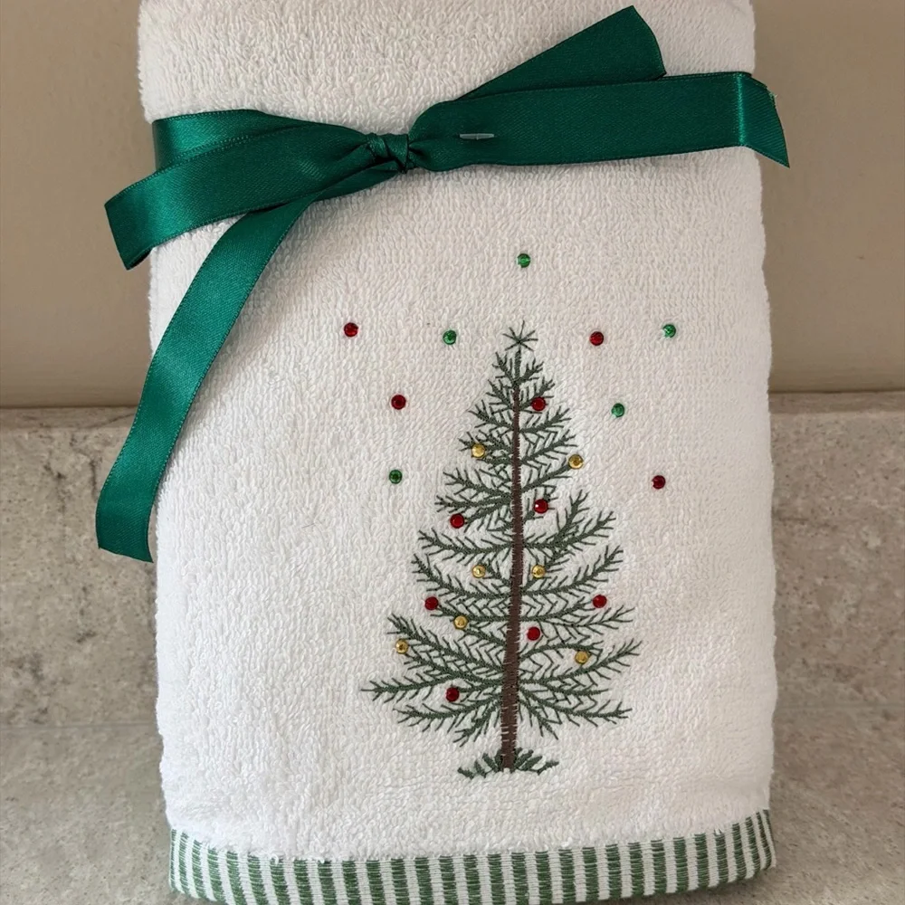 Embroidered Jeweled Holiday Tree Hand Towels